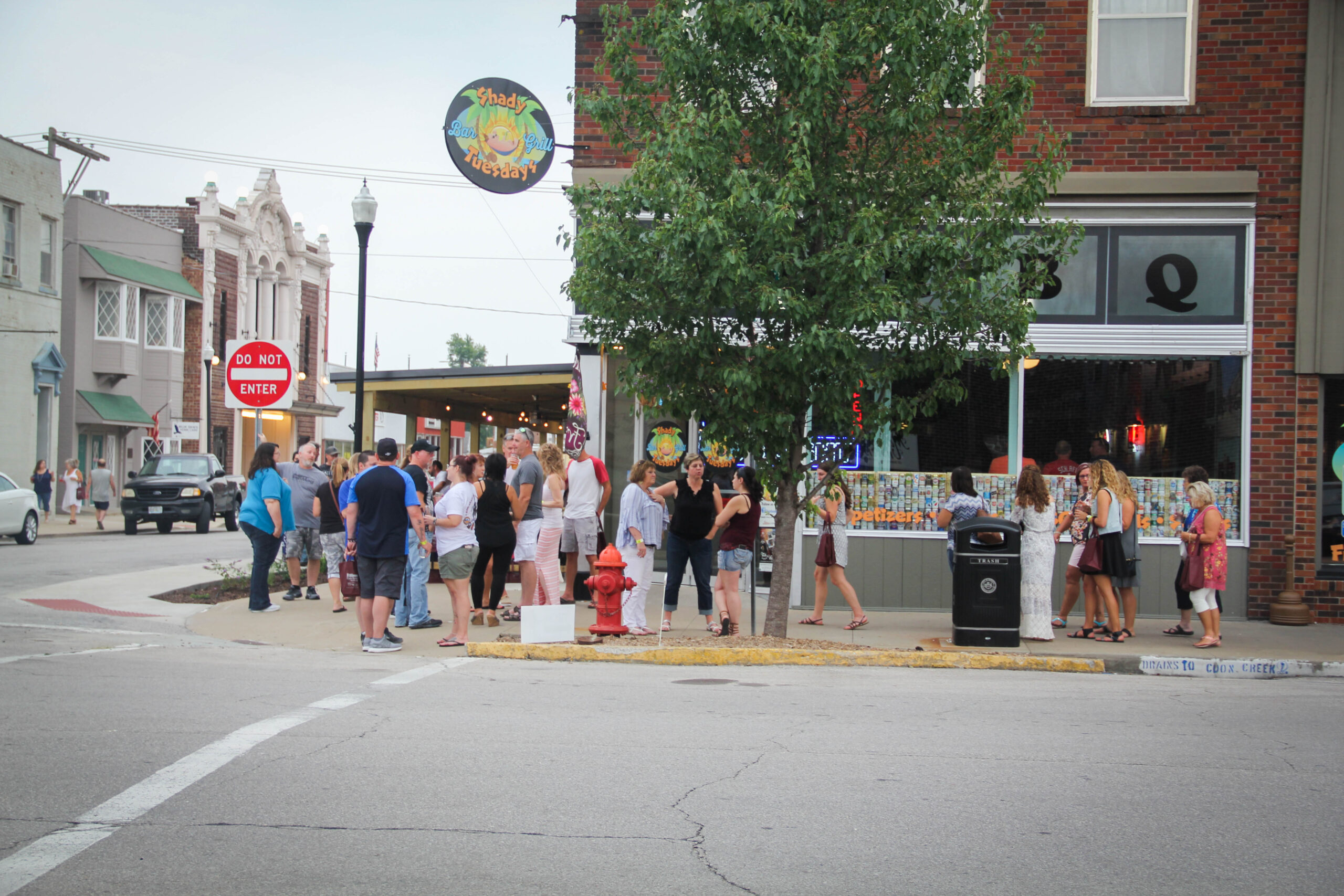 Spend Your Summer On The Patios In Moberly, Missouri - Moberly 